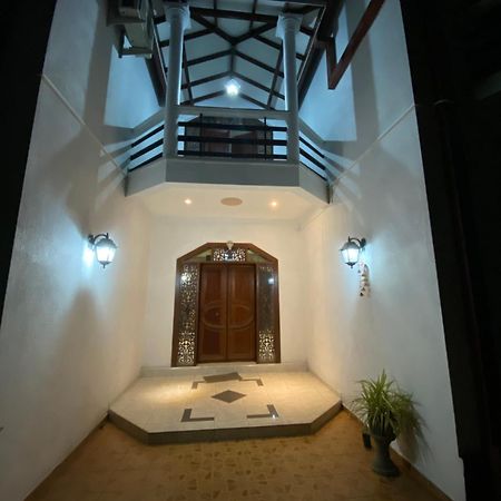The Serene House Negombo Luaran gambar