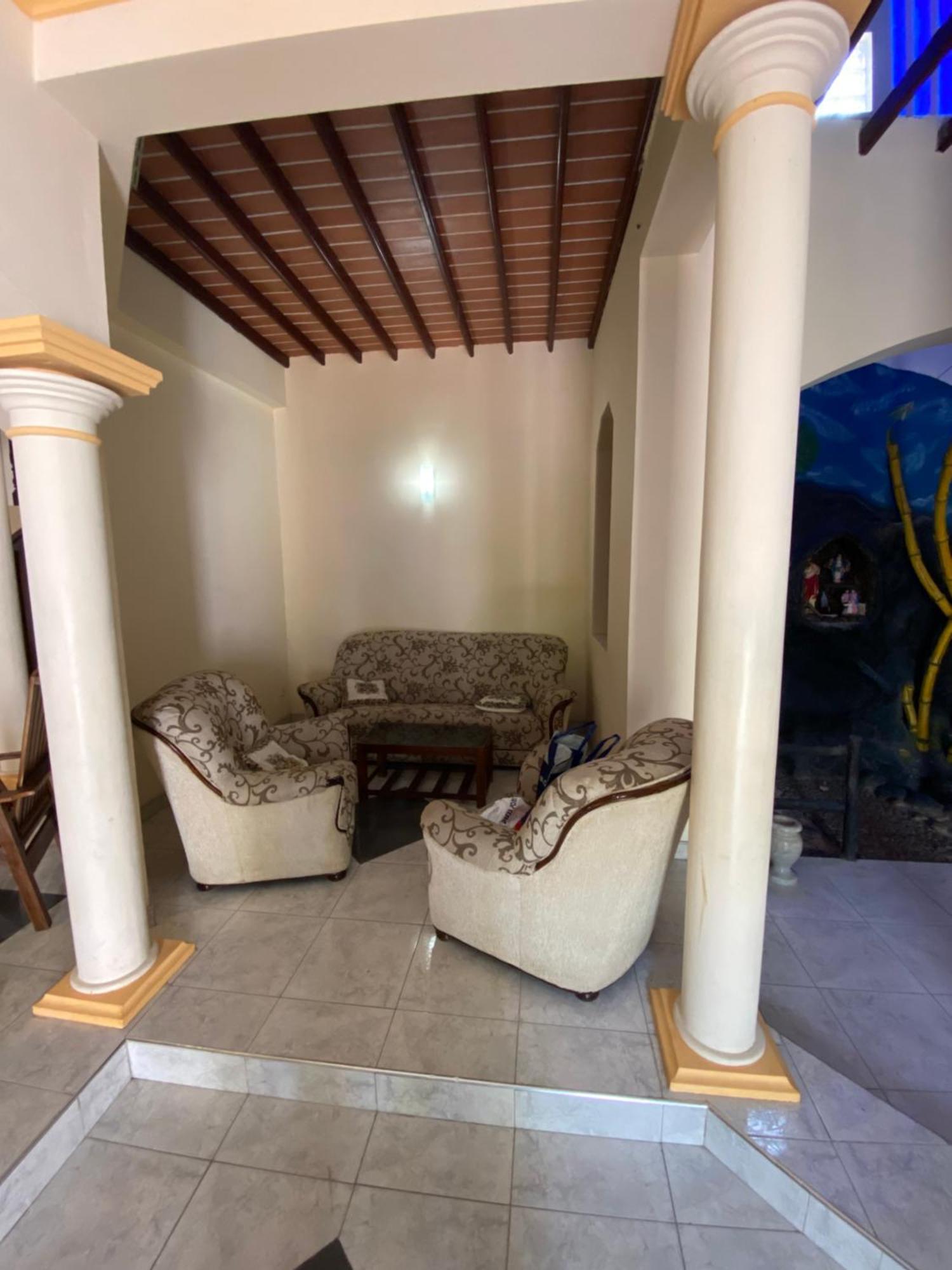 The Serene House Negombo Luaran gambar